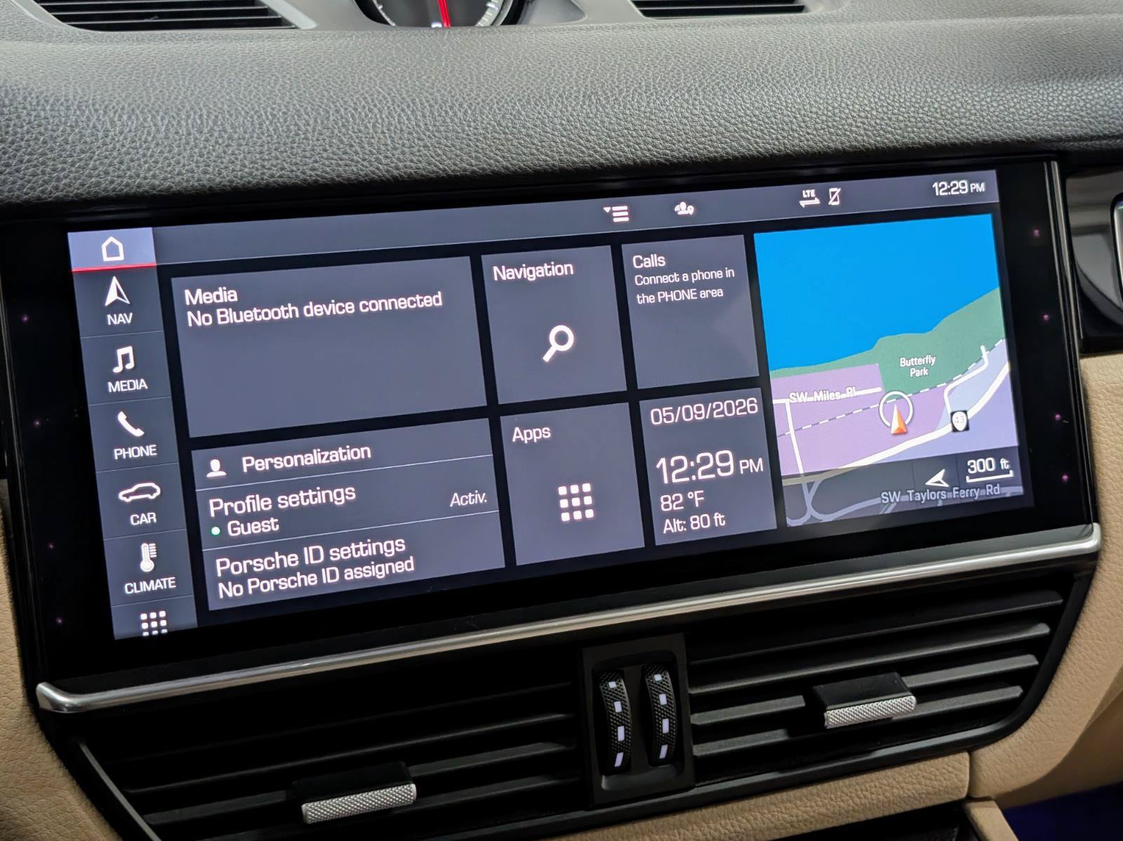 Used 2019 Porsche Cayenne AWD/4WD image 34