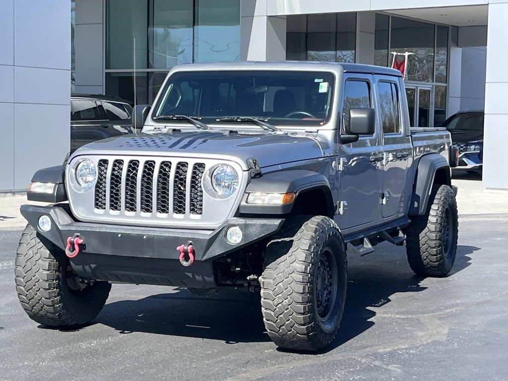 Used 2020 Jeep Gladiator Sport w/ Quick Order Package 24S image 3