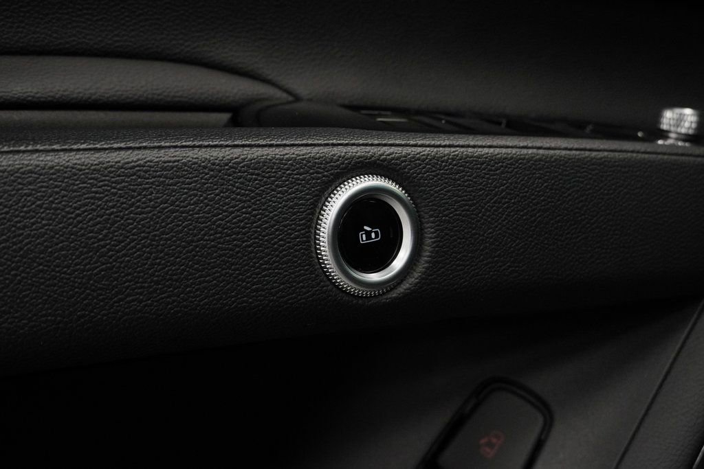 Used 2023 Maserati Grecale Modena image 38