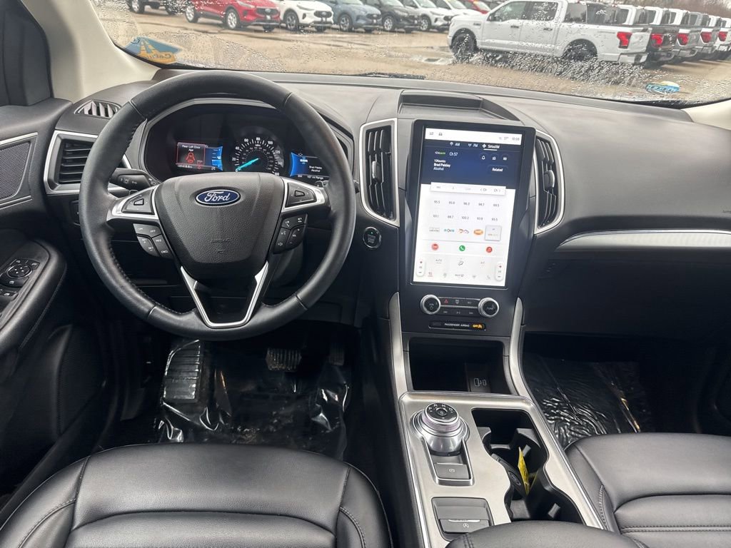 Used 2022 Ford Edge SEL w/ Convenience Package AWD/4WD image 6