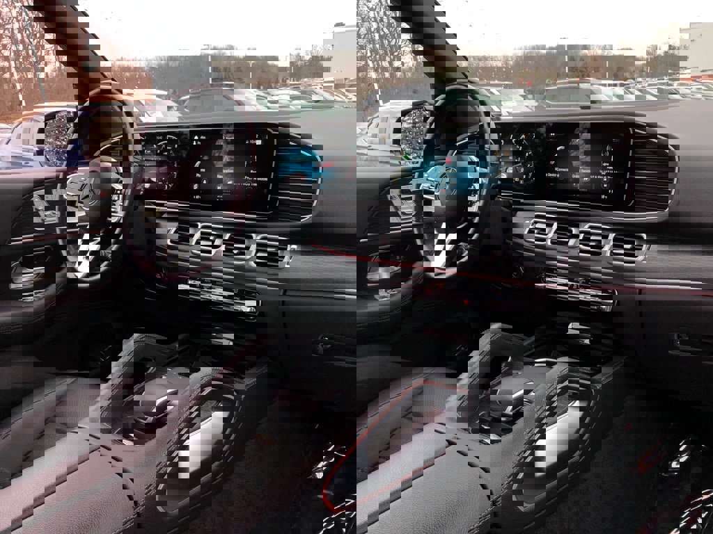 Used 2022 Mercedes-Benz GLE 350 GLE 350 w/ AMG Line Exterior image 18