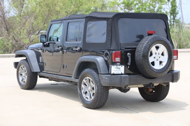 Used 2016 Jeep Wrangler Unlimited Rubicon w/ Connectivity Group AWD/4WD image 6