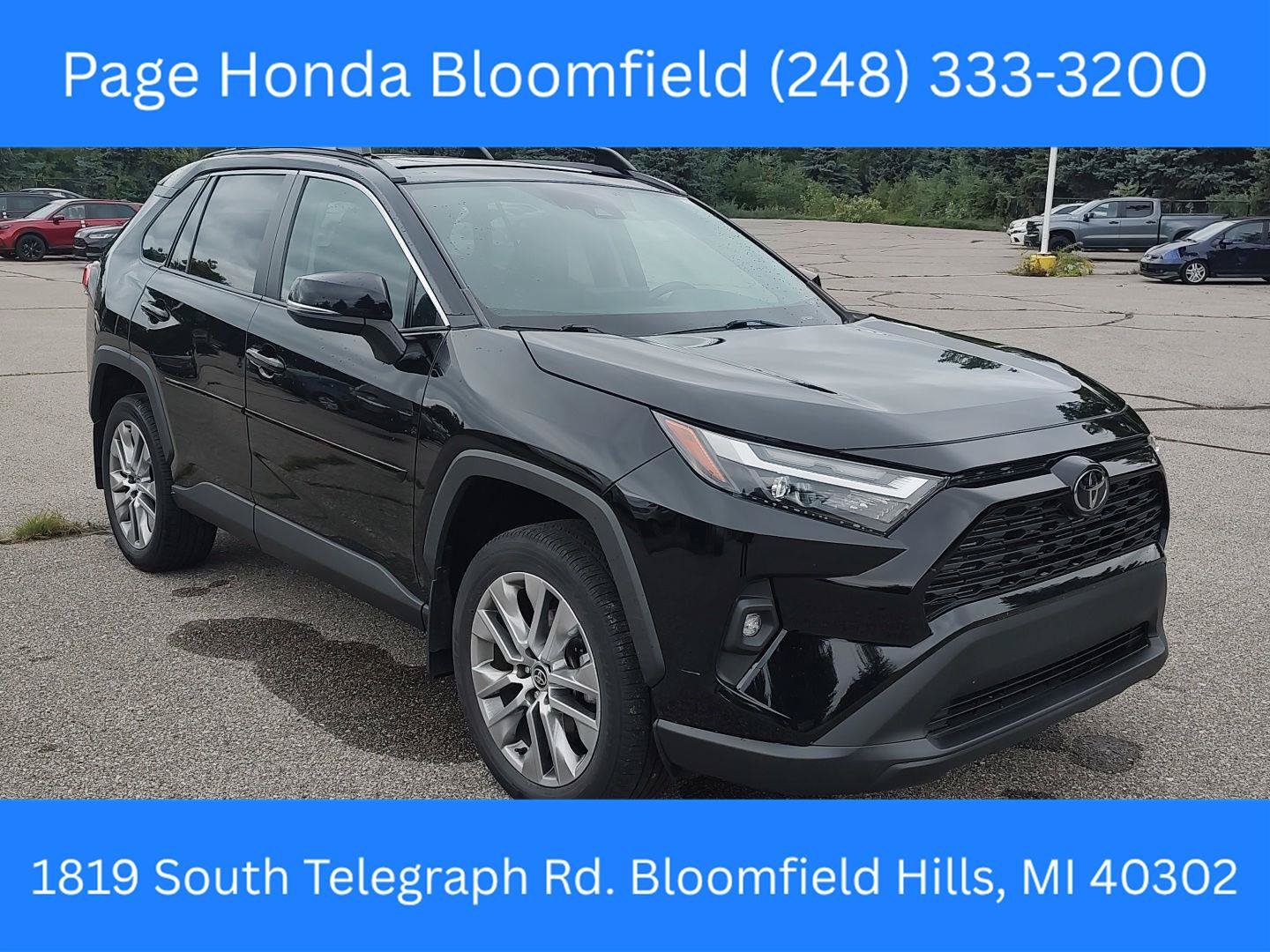 Used 2022 Toyota RAV4 XLE Premium AWD/4WD image 1