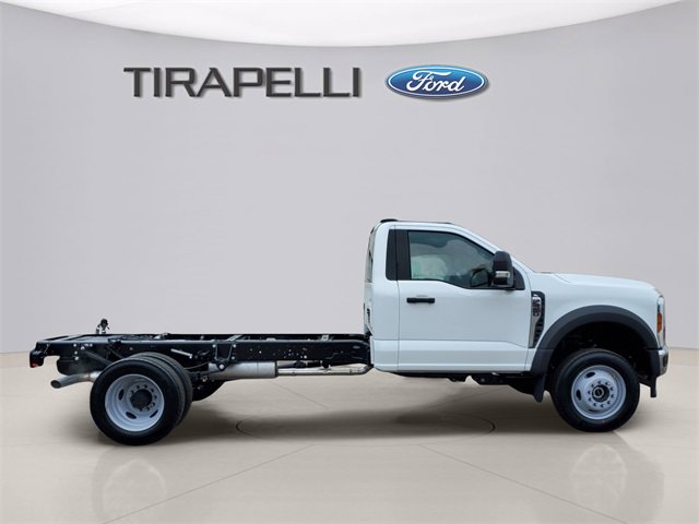 New 2025 Ford F450 XL w/ XL Chrome Package image 4