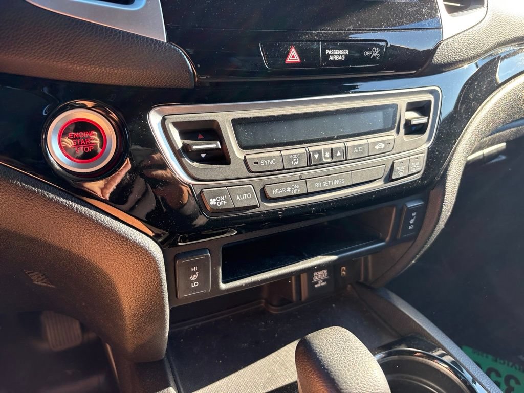 Used 2017 Honda Ridgeline RTL-E image 25