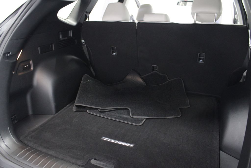 Used 2024 Hyundai Tucson Limited AWD/4WD image 17