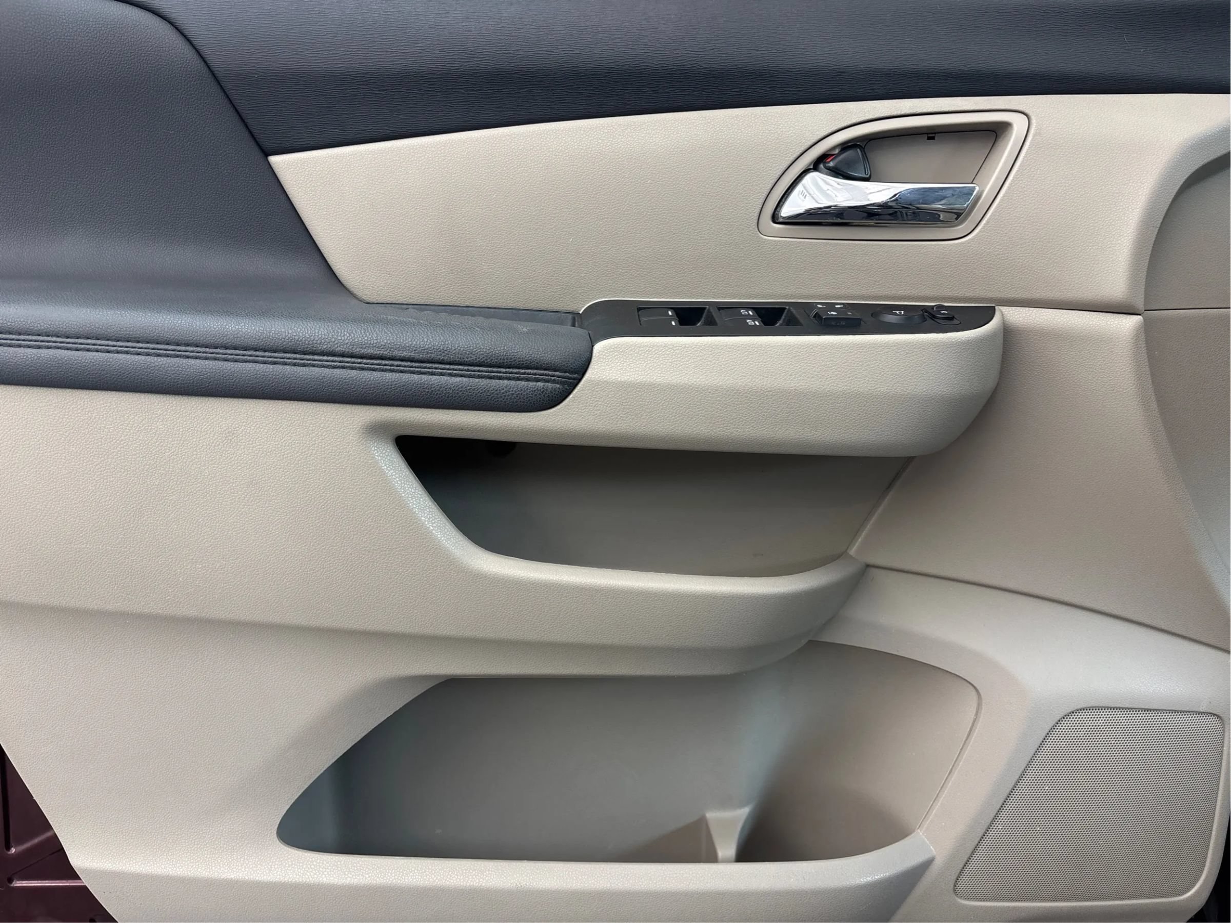Used 2014 Honda Odyssey EX-L image 25