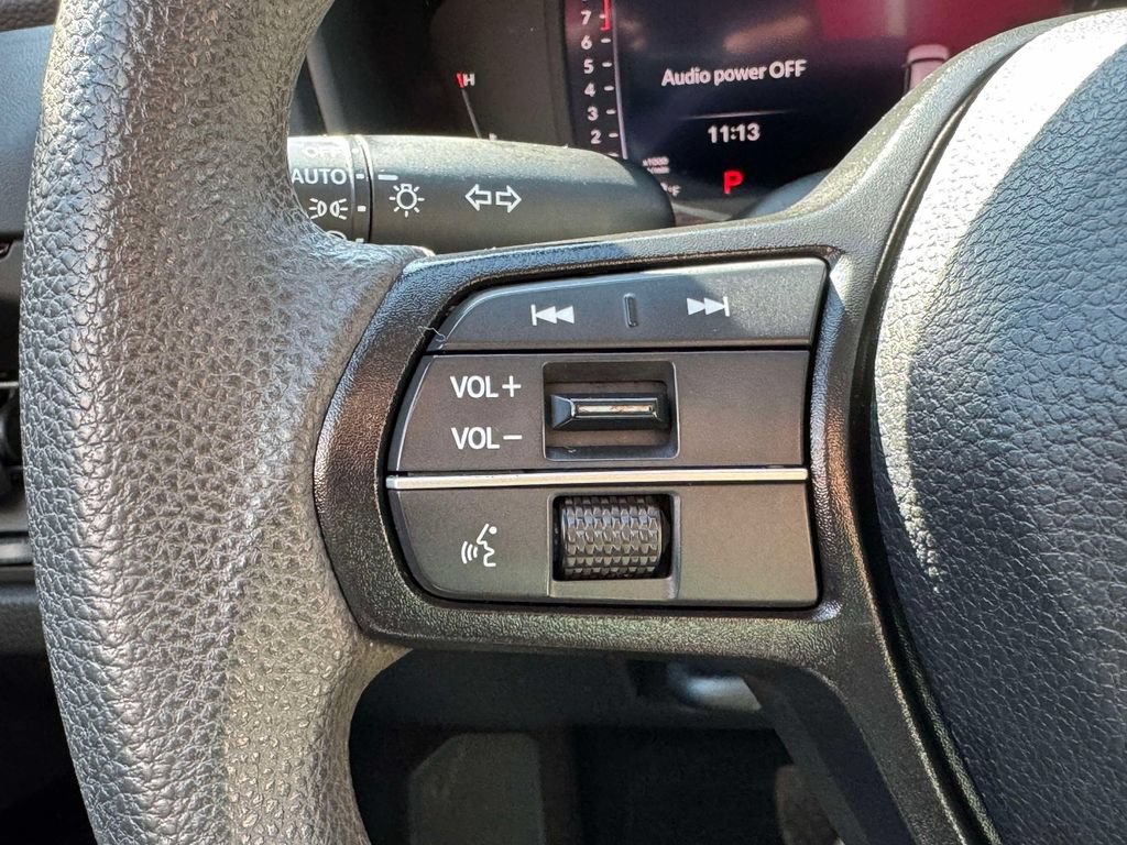 Used 2023 Honda Accord EX image 23