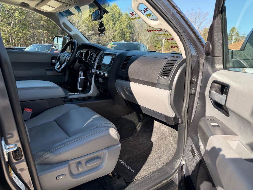 Used 2016 Toyota Sequoia Limited AWD/4WD image 22
