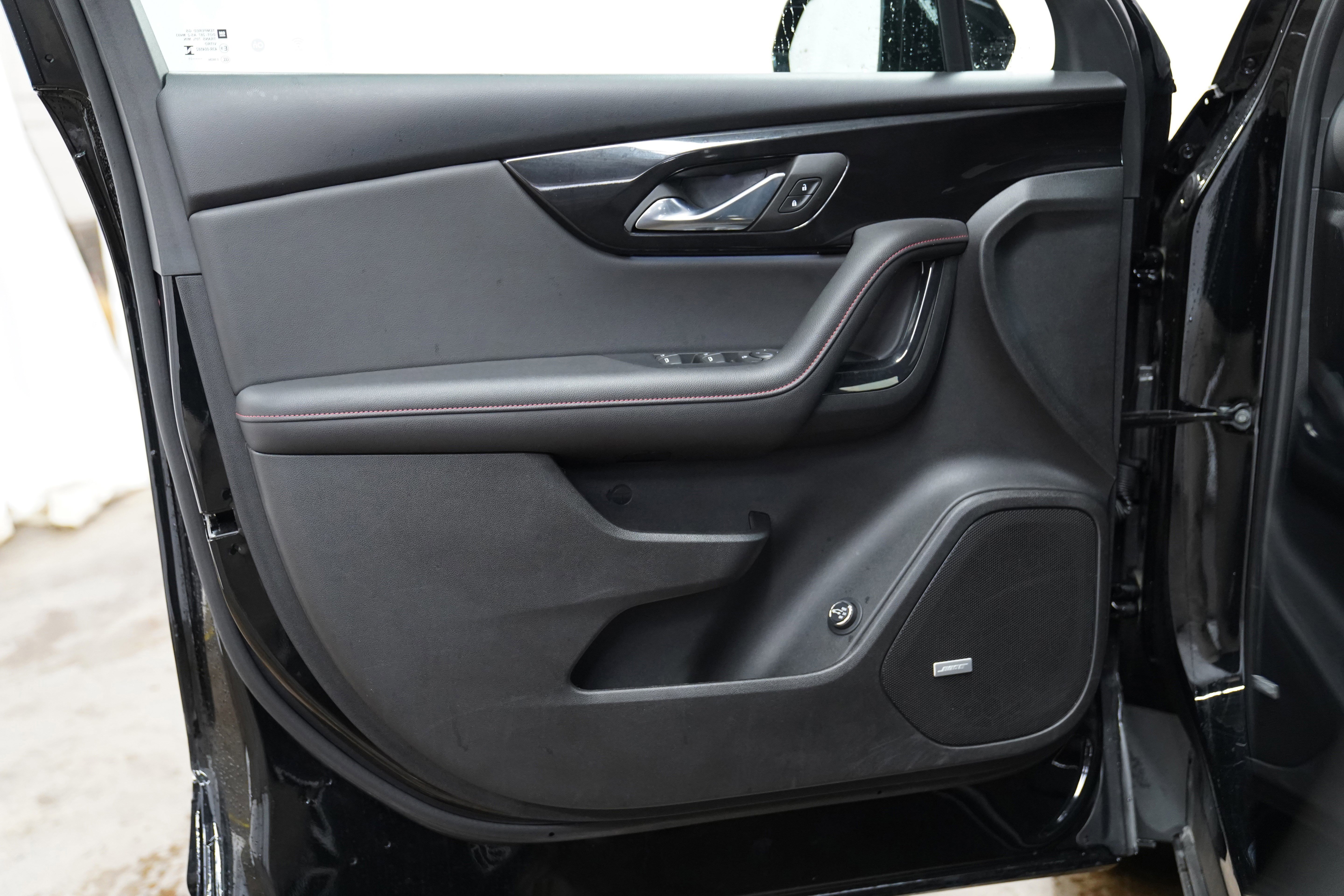 Used 2025 Chevrolet Blazer RS image 16