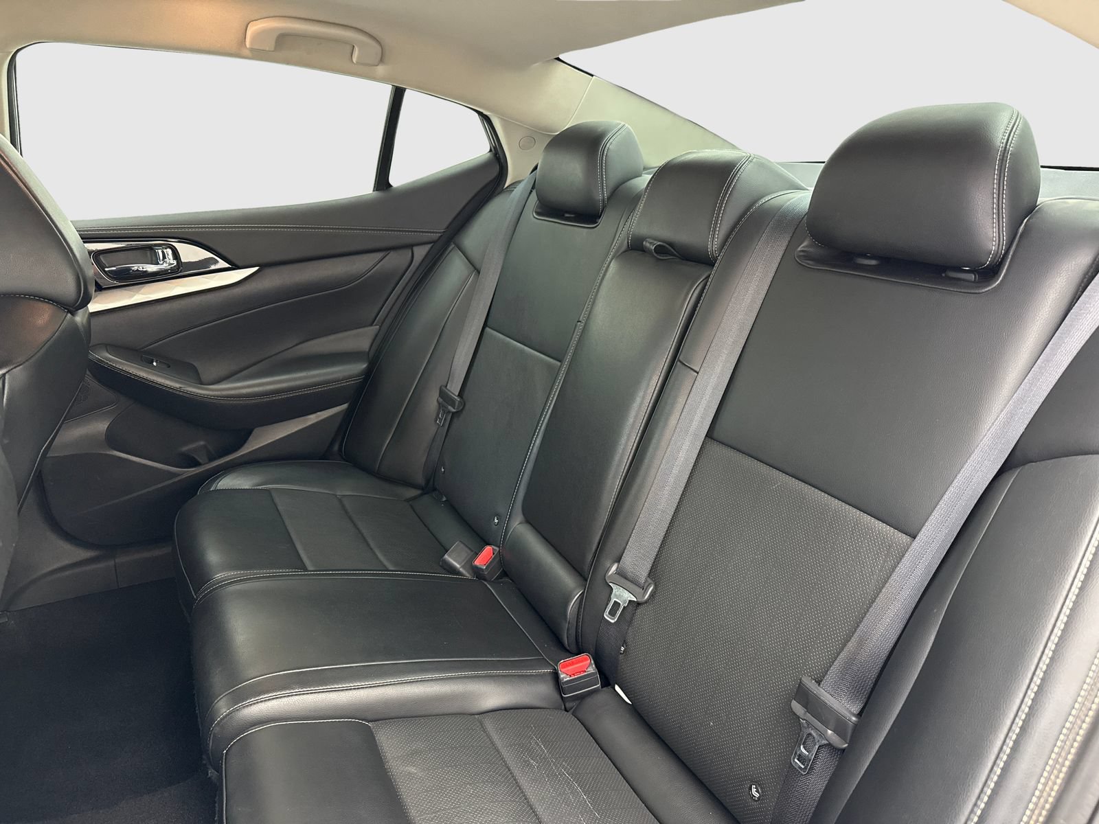 Used 2021 Nissan Maxima 3.5 SV w/ Floor Mat Group FWD image 37