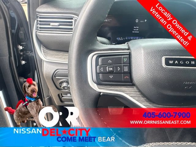 Used 2023 Jeep Wagoneer L Series II AWD/4WD image 21