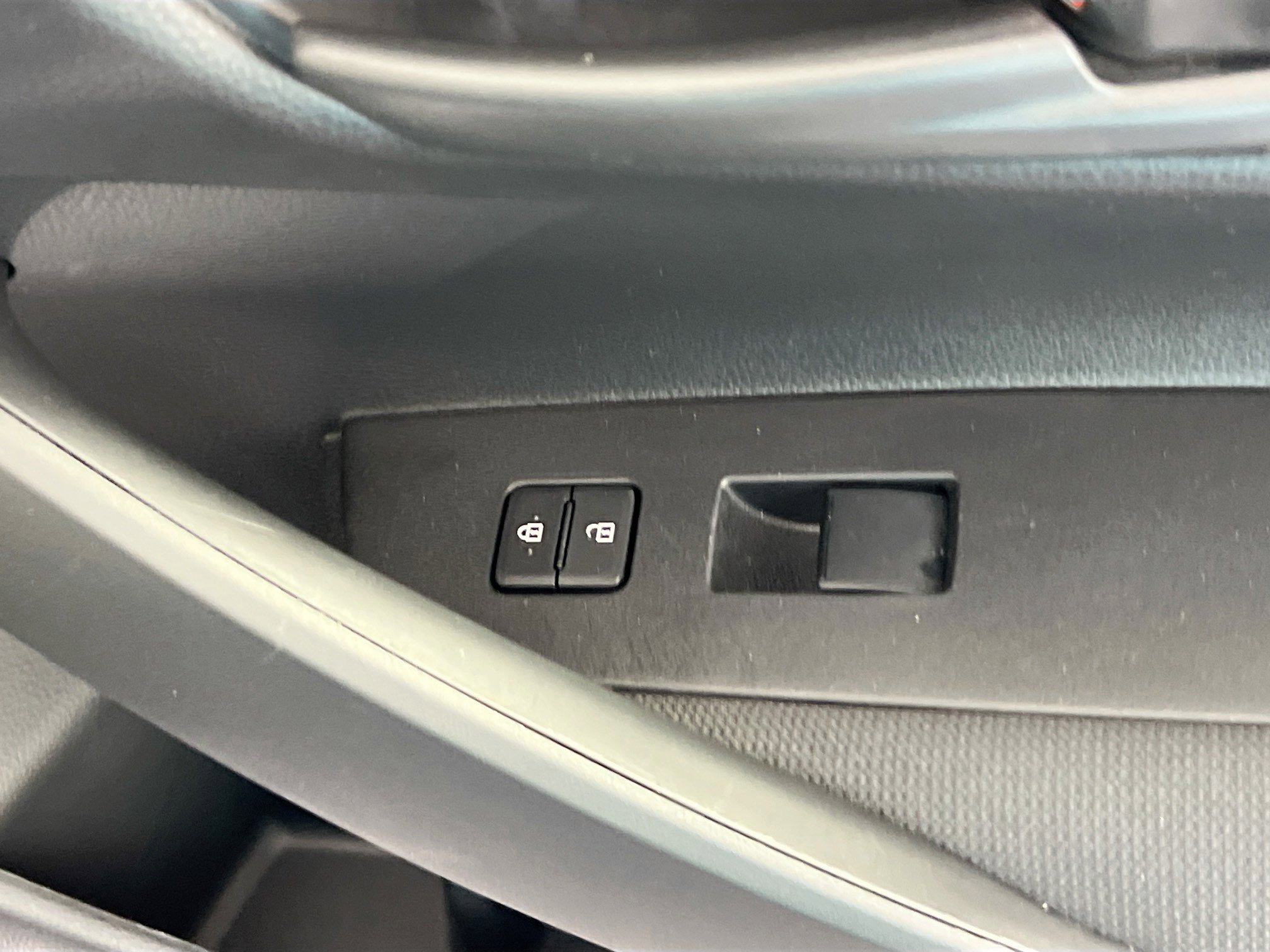 Used 2024 Toyota Corolla LE image 30