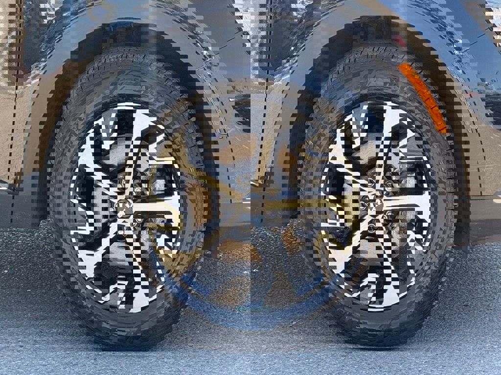 Used 2023 Kia Sportage EX image 6