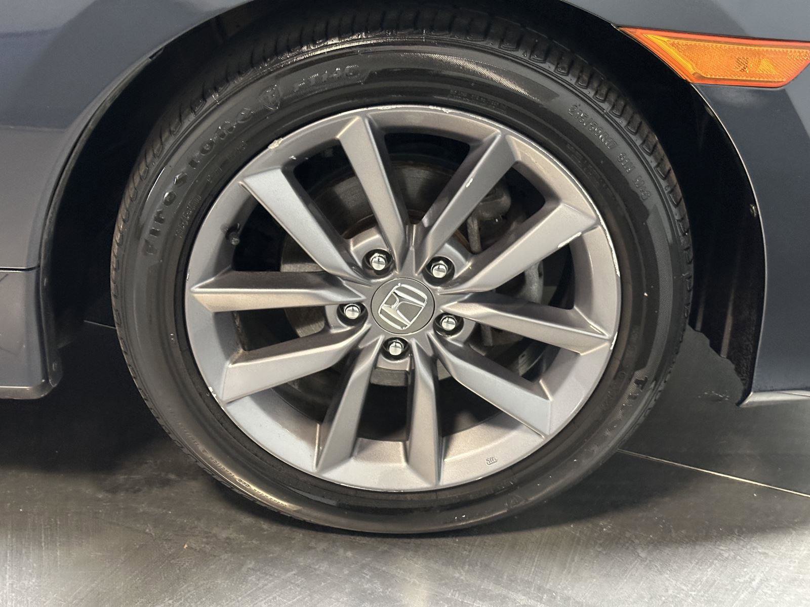 Used 2019 Honda Civic EX-L image 17