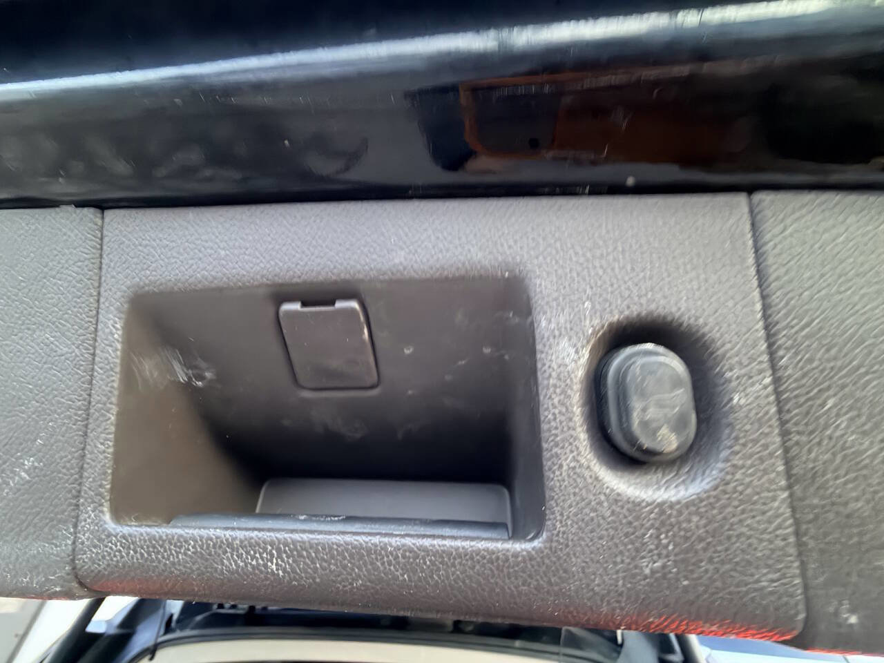 Used 2015 Chevrolet Tahoe LTZ w/ Texas Edition image 54