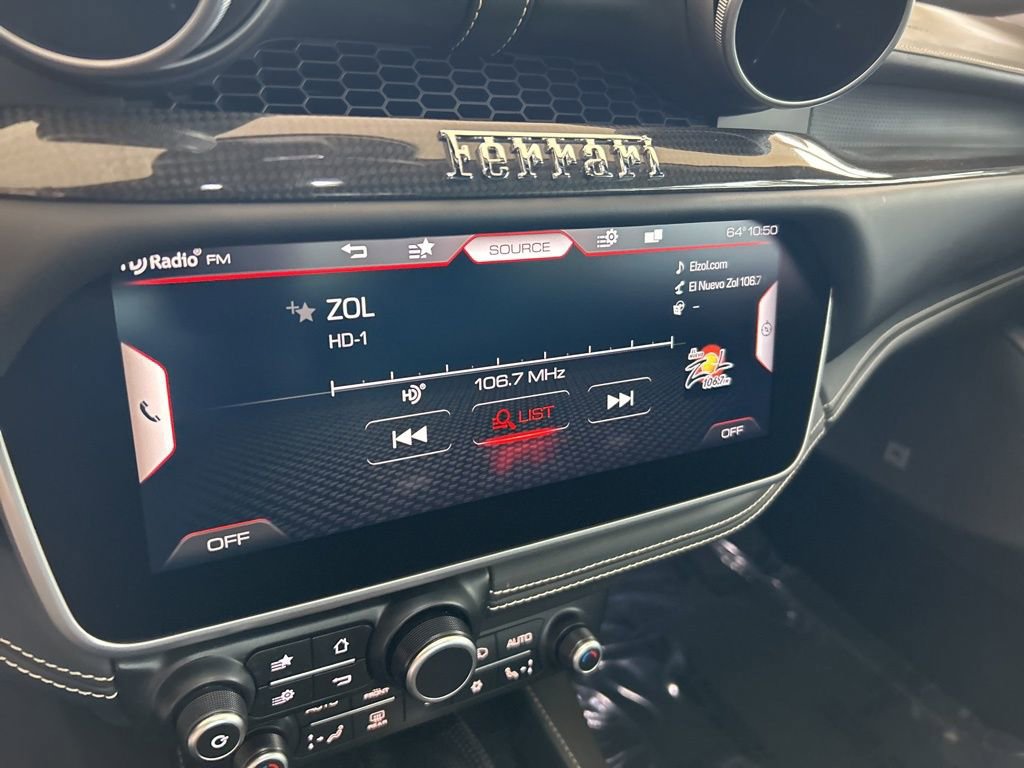 Used 2019 Ferrari Portofino image 22