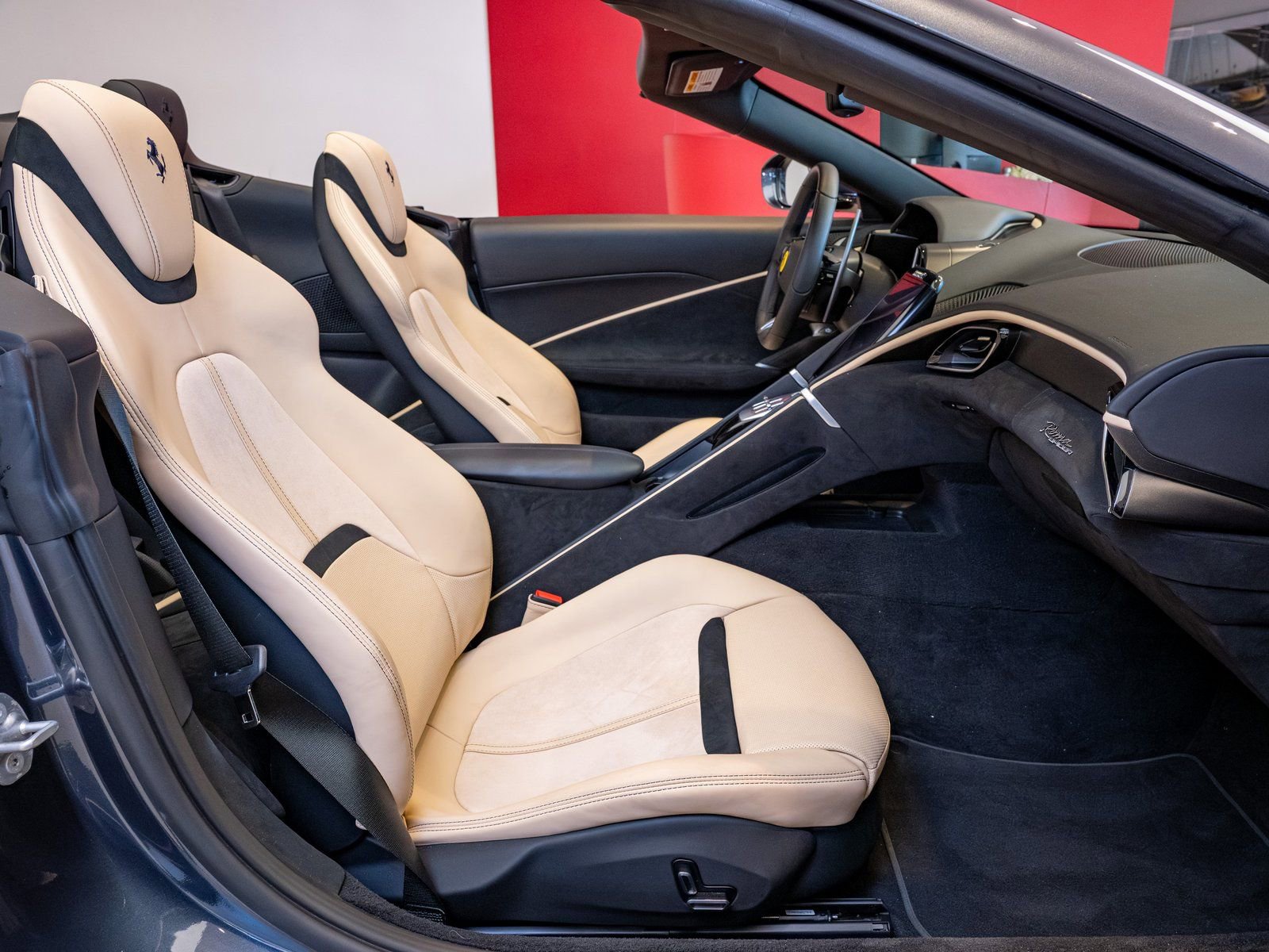 Certified 2024 Ferrari Roma image 20