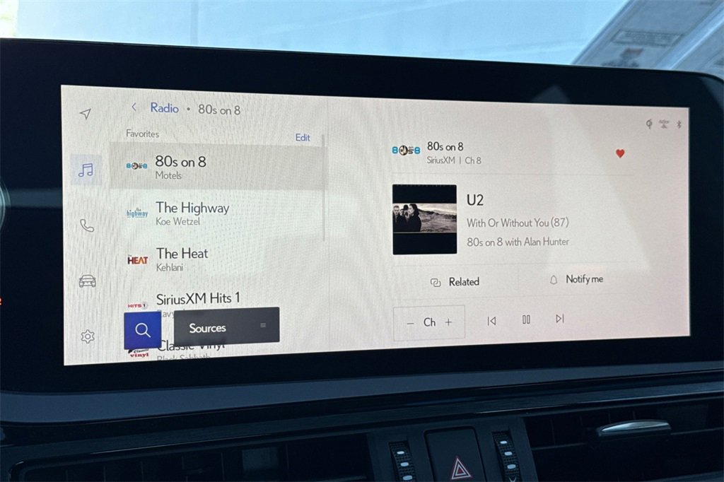 Used 2023 Lexus ES 350 w/ Premium Package image 22