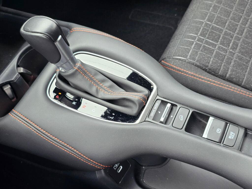Used 2024 Honda HR-V Sport image 25