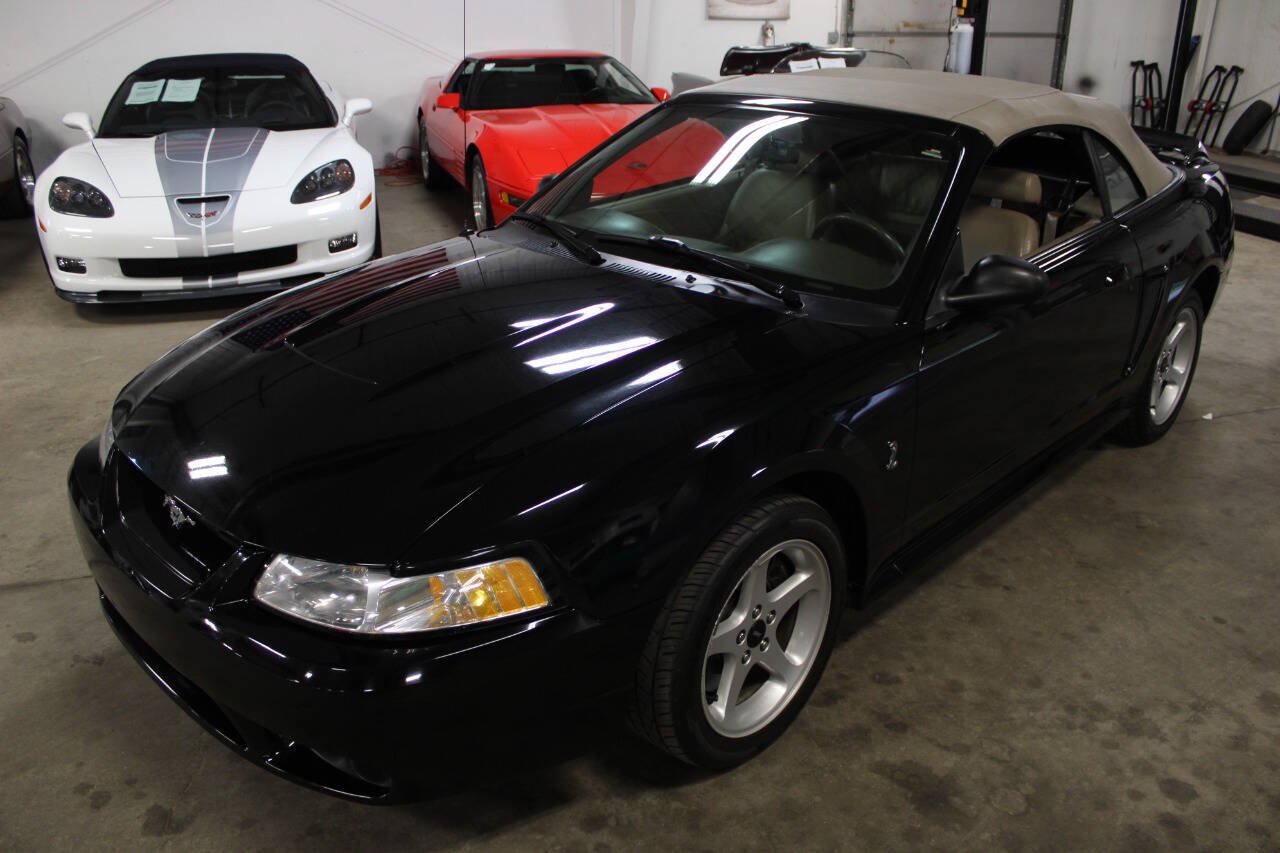 Used 1999 Ford Mustang Cobra RWD image 18
