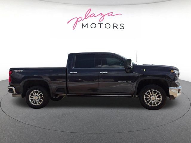 Used 2024 Chevrolet Silverado 2500 LTZ w/ LTZ Convenience Package AWD/4WD image 4
