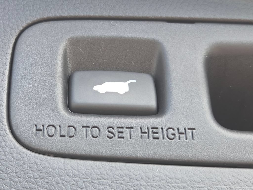 Used 2025 Honda CR-V EX-L image 28