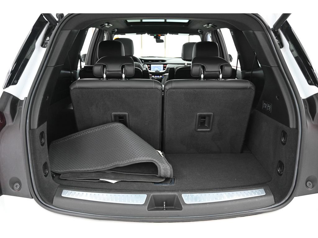 Certified 2025 Cadillac XT6 Premium Luxury image 58