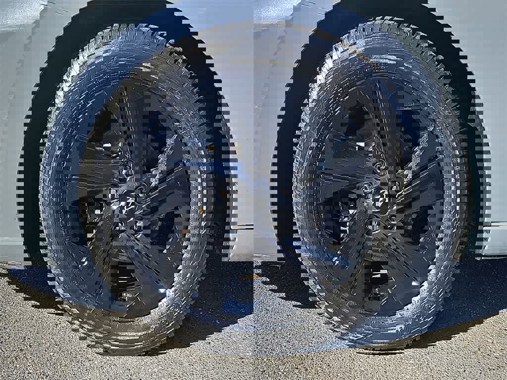 Used 2021 Hyundai Elantra SEL image 5