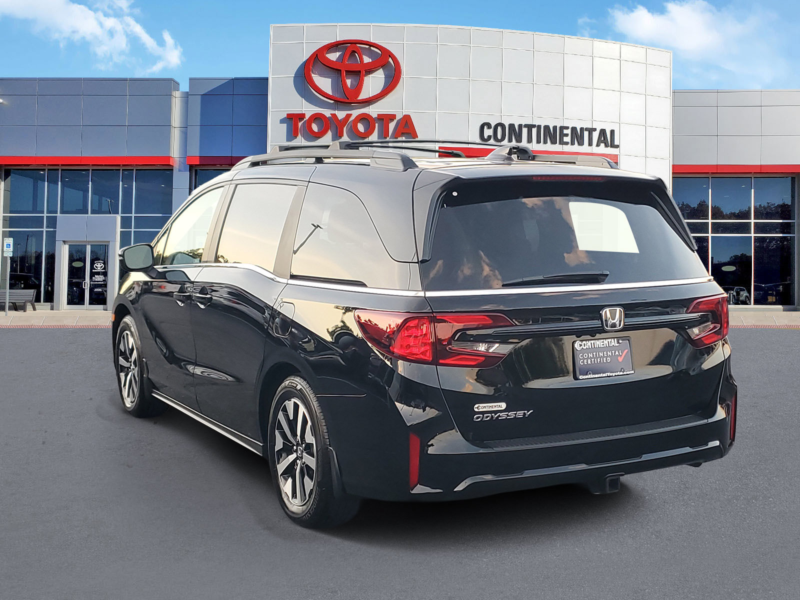 Used 2026 Honda Odyssey EX-L image 4