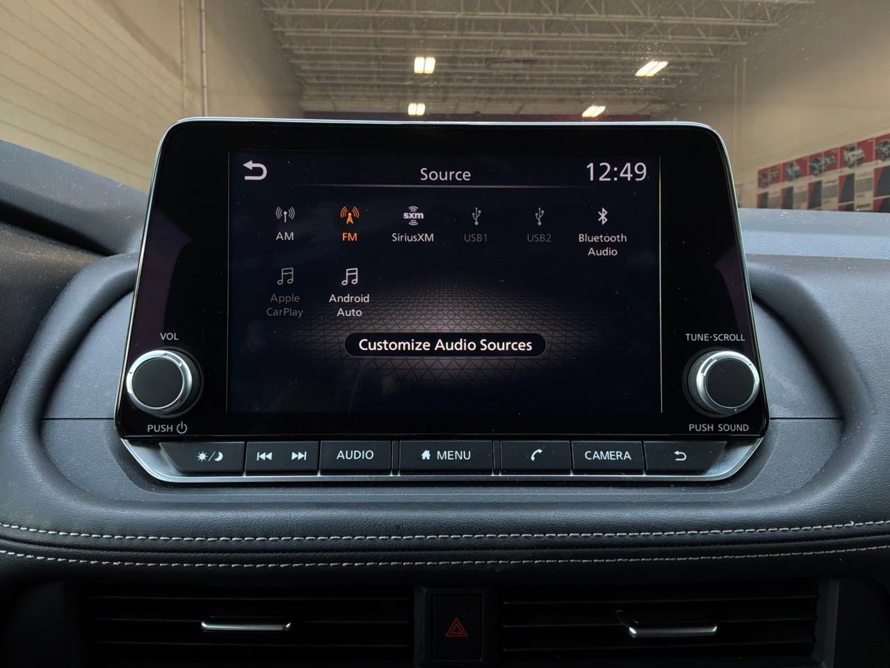 Used 2025 Nissan Rogue SV FWD image 30