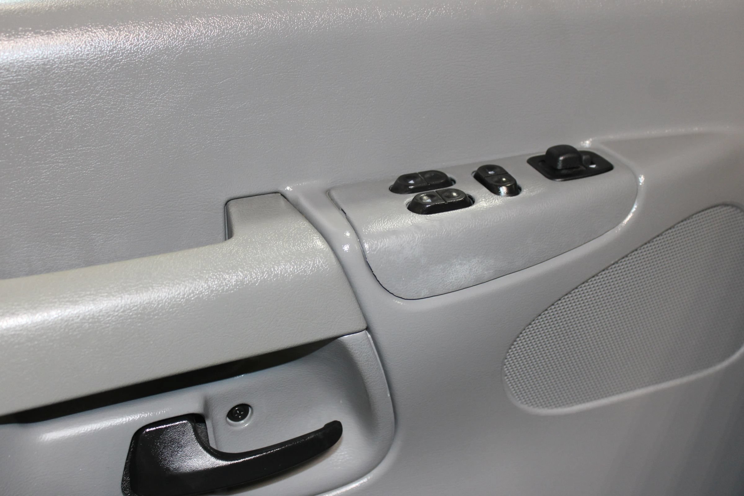 Used 2008 Ford E-350 and Econoline 350 XL RWD image 9