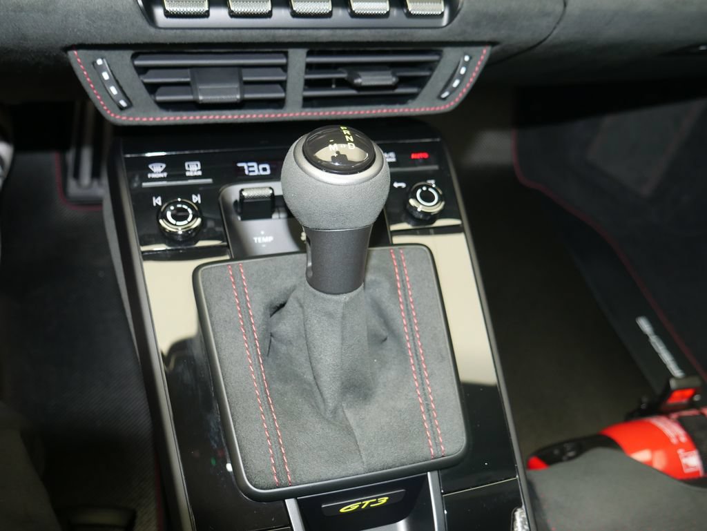 Used 2025 Porsche 911 GT3 RWD image 24