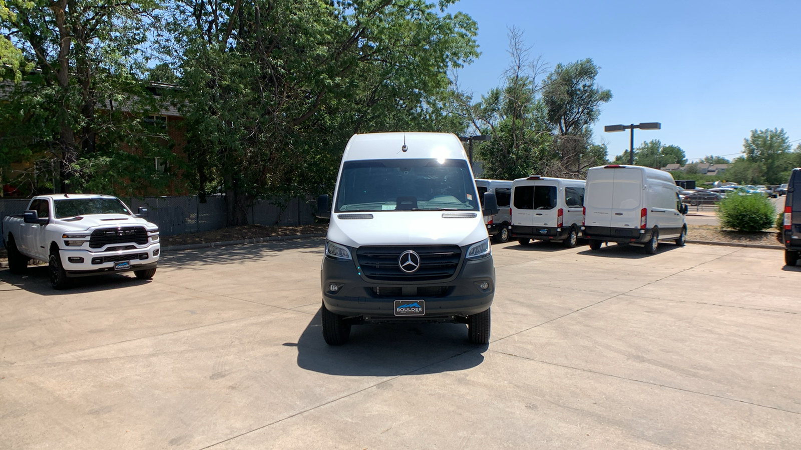 Used 2025 Mercedes-Benz Sprinter 2500 image 8