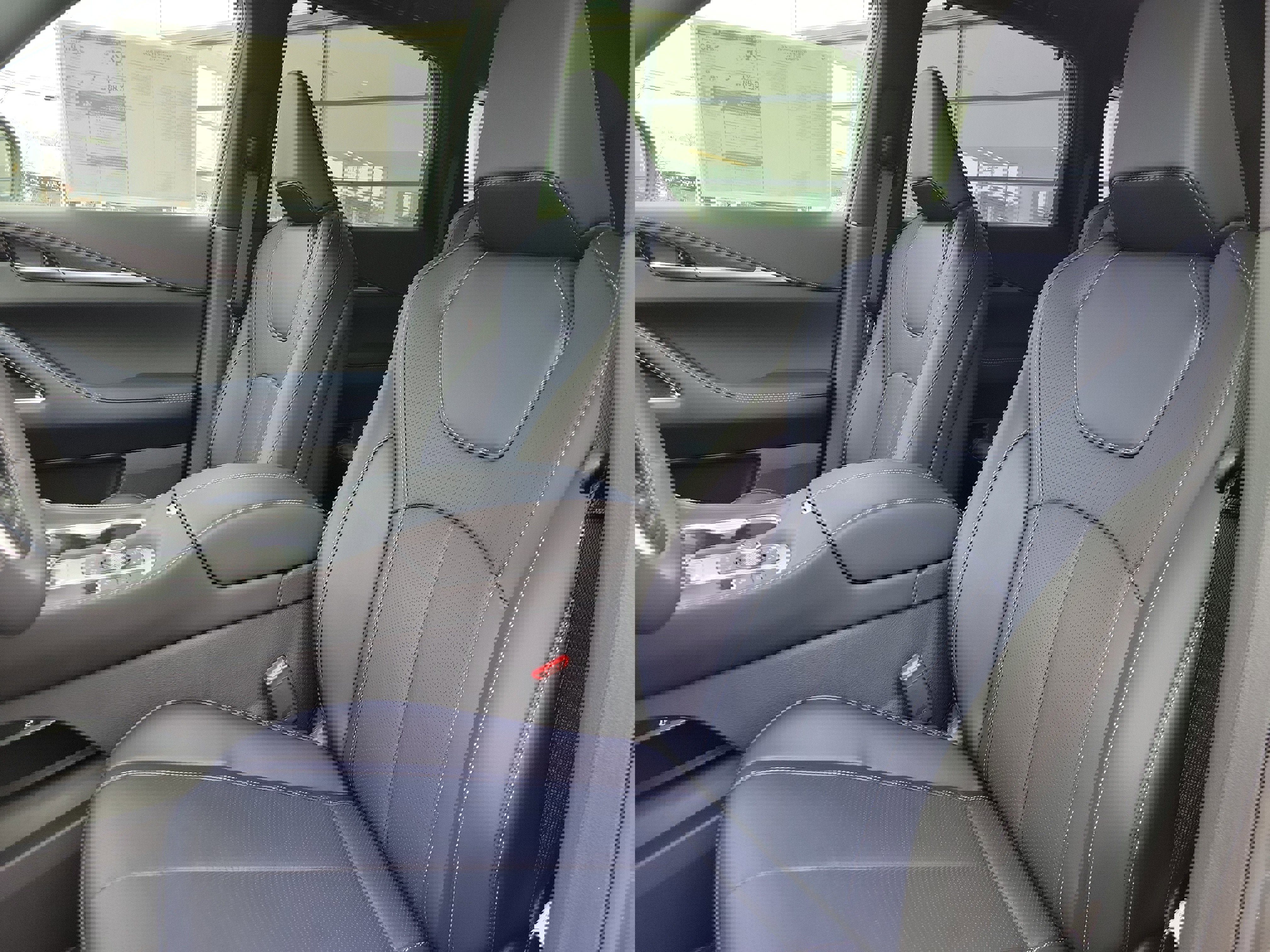 New 2026 INFINITI QX60 Sport w/ Dark Cargo Package image 4