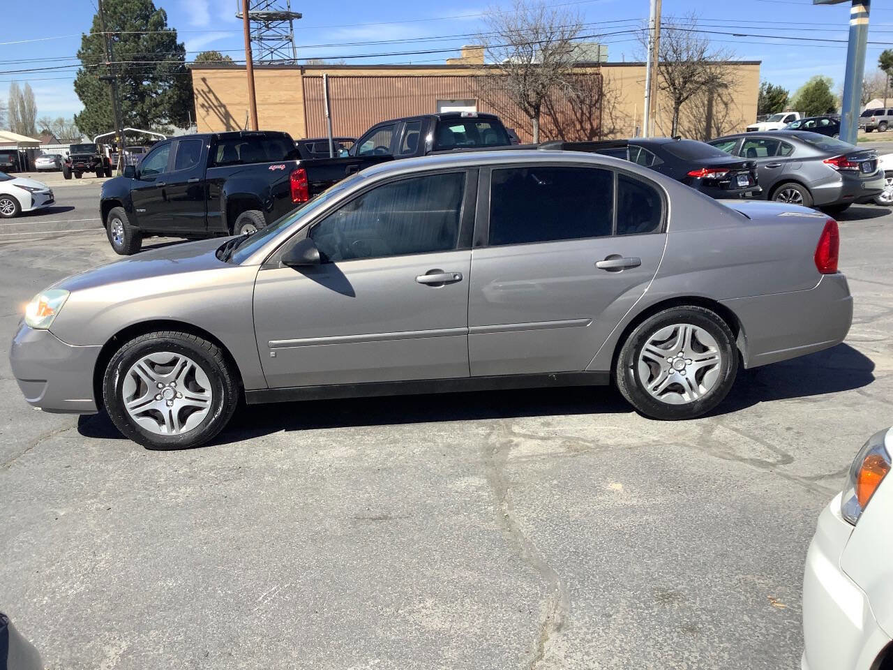 Used 2007 Chevrolet Malibu LS FWD image 17