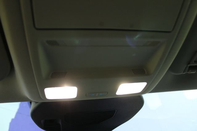 Used 2025 Ford Escape Platinum AWD/4WD image 20