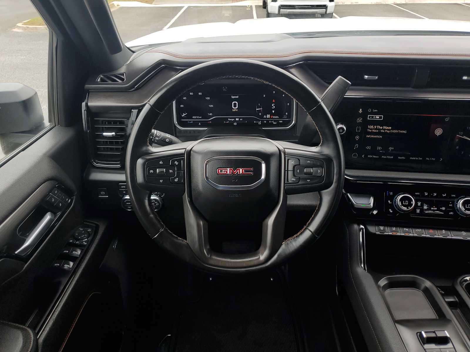 Used 2024 GMC Sierra 2500 AT4 w/ AT4 Premium Plus Package AWD/4WD image 11