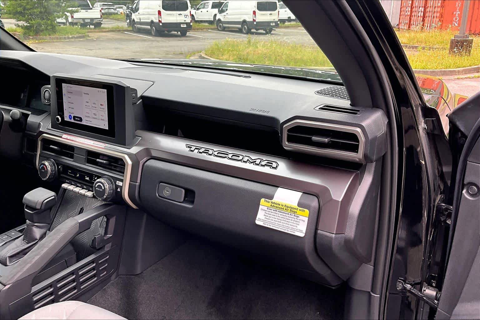 Used 2025 Toyota Tacoma SR5 RWD image 18