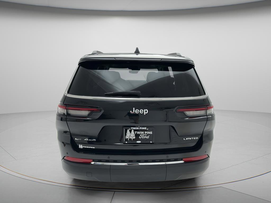 Used 2023 Jeep Grand Cherokee L Limited AWD/4WD image 6