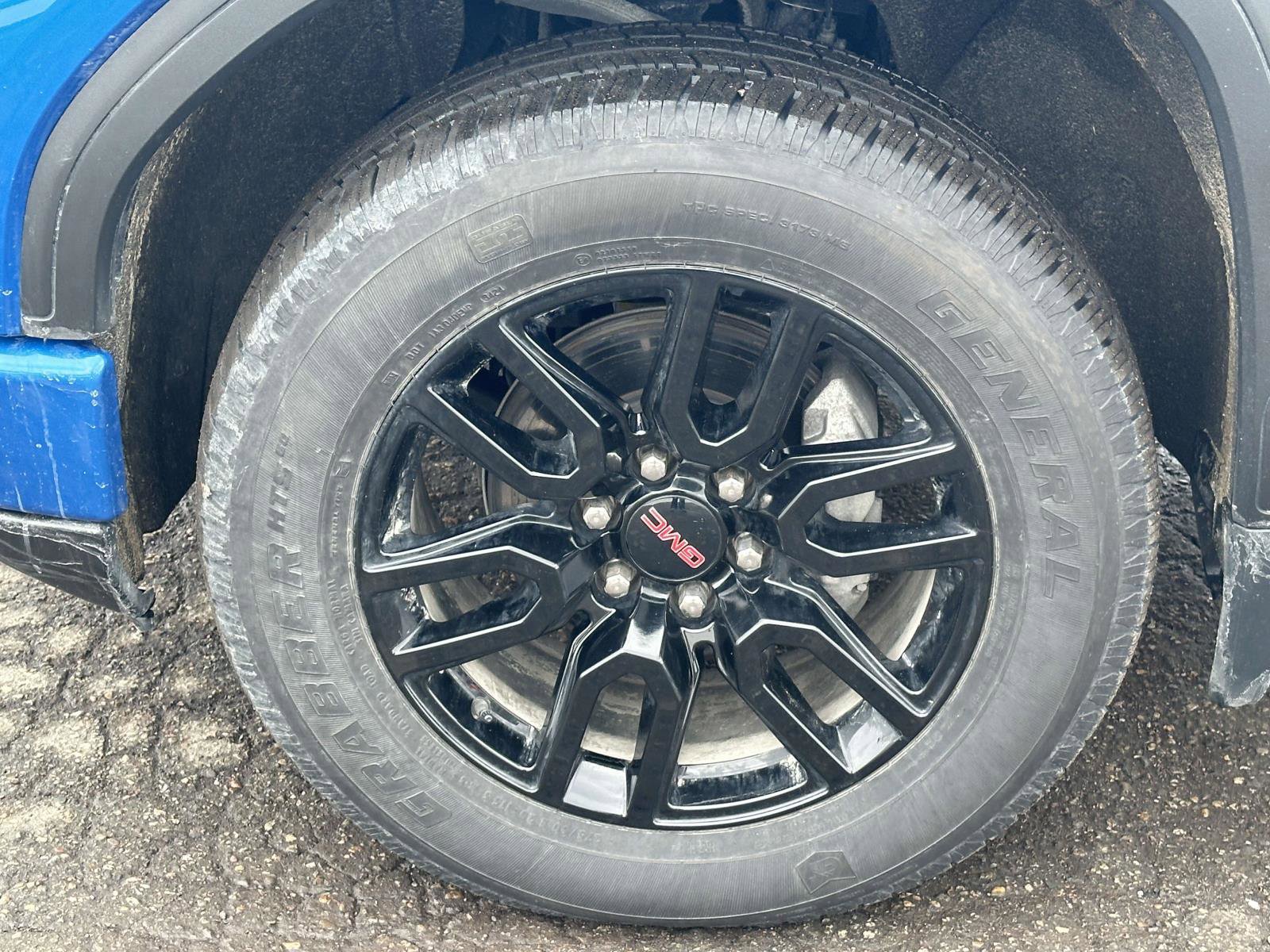 Used 2022 GMC Sierra 1500 Elevation image 9