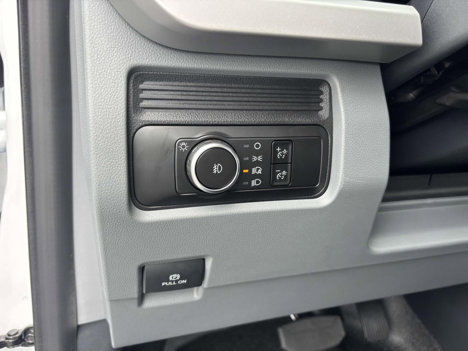 New 2025 Ford F550 4x4 Regular Cab Super Duty image 17