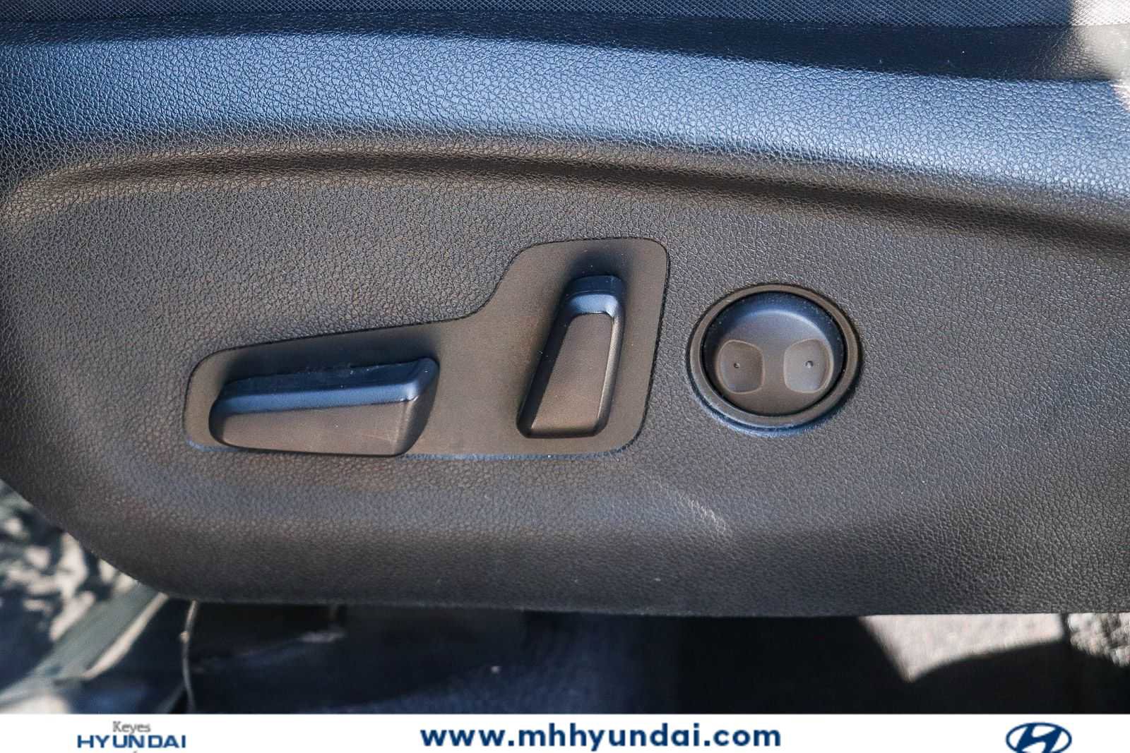 Used 2019 Kia Sorento LX FWD image 20