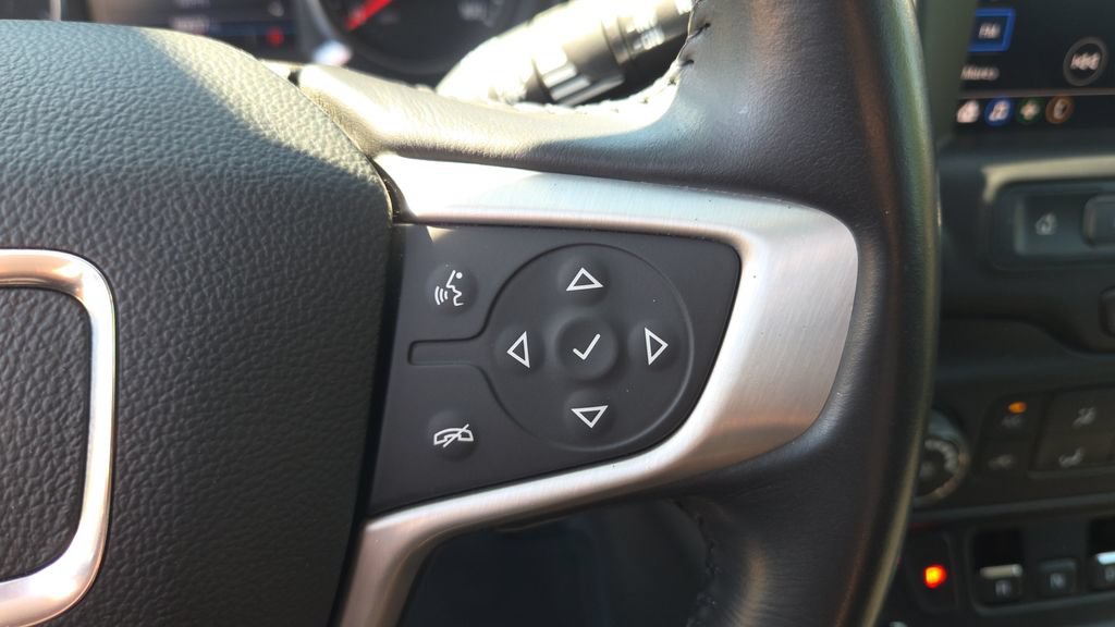 Used 2020 GMC Terrain SLE FWD image 11