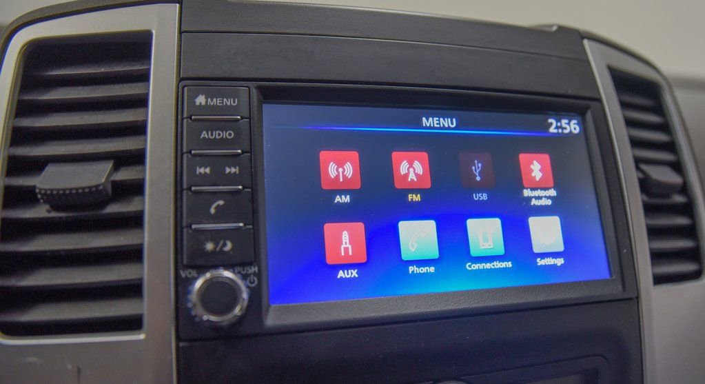 Used 2021 Nissan Frontier SV w/ Midnight Edition Floor Mats AWD/4WD image 14