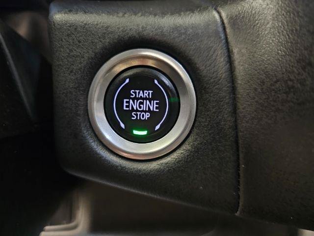Used 2022 Chevrolet Tahoe Z71 w/ Z71 Off-Road Package AWD/4WD image 15