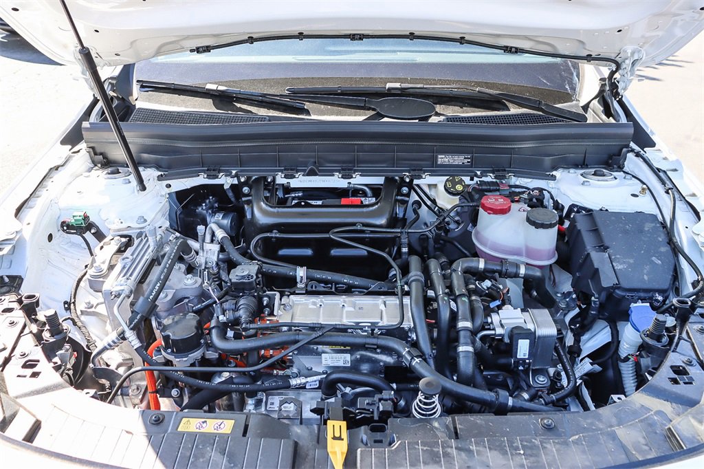 Used 2023 Mercedes-Benz EQB 300 4MATIC image 25