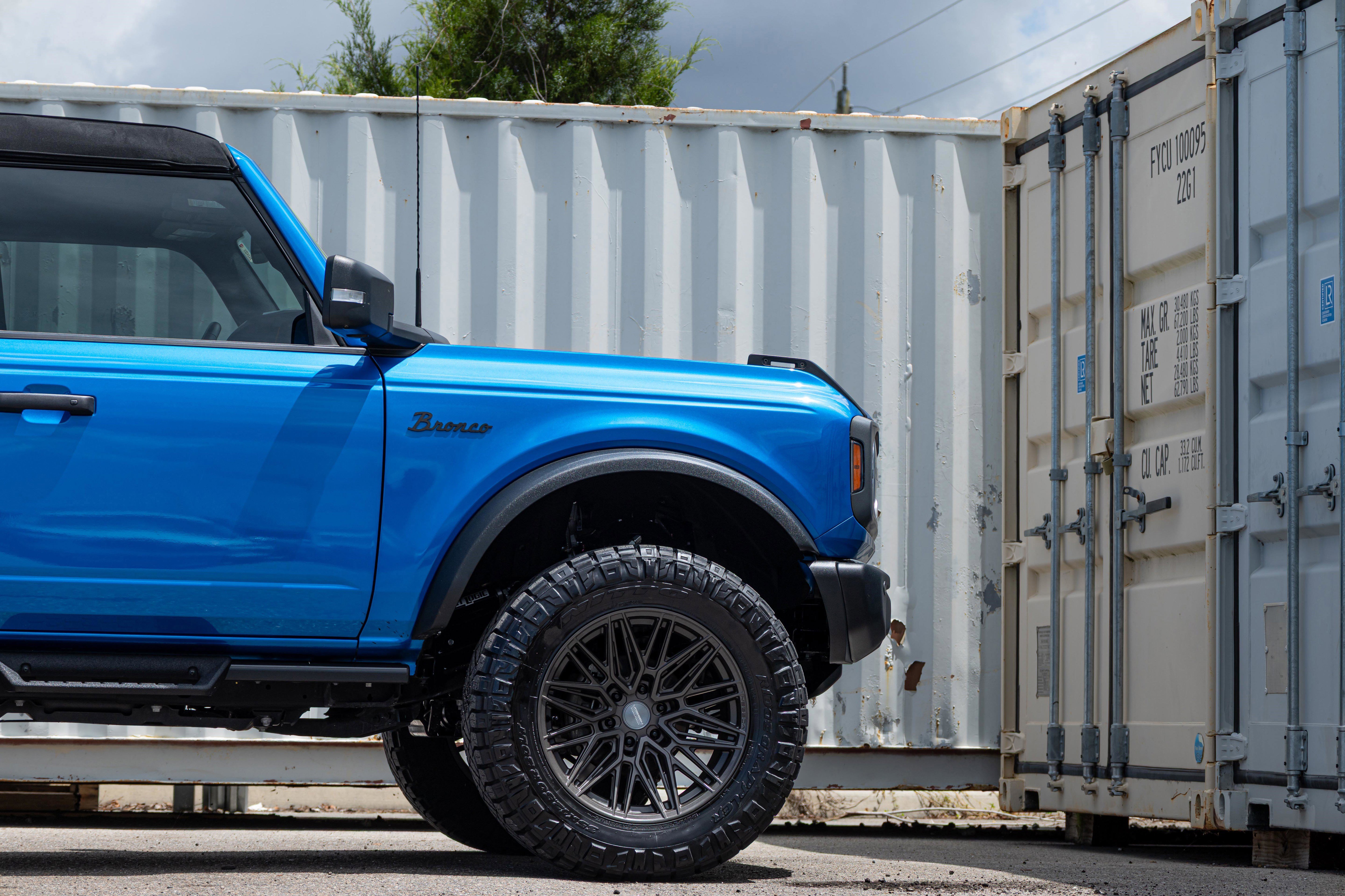 Used 2023 Ford Bronco Badlands w/ Sasquatch Package AWD/4WD image 42