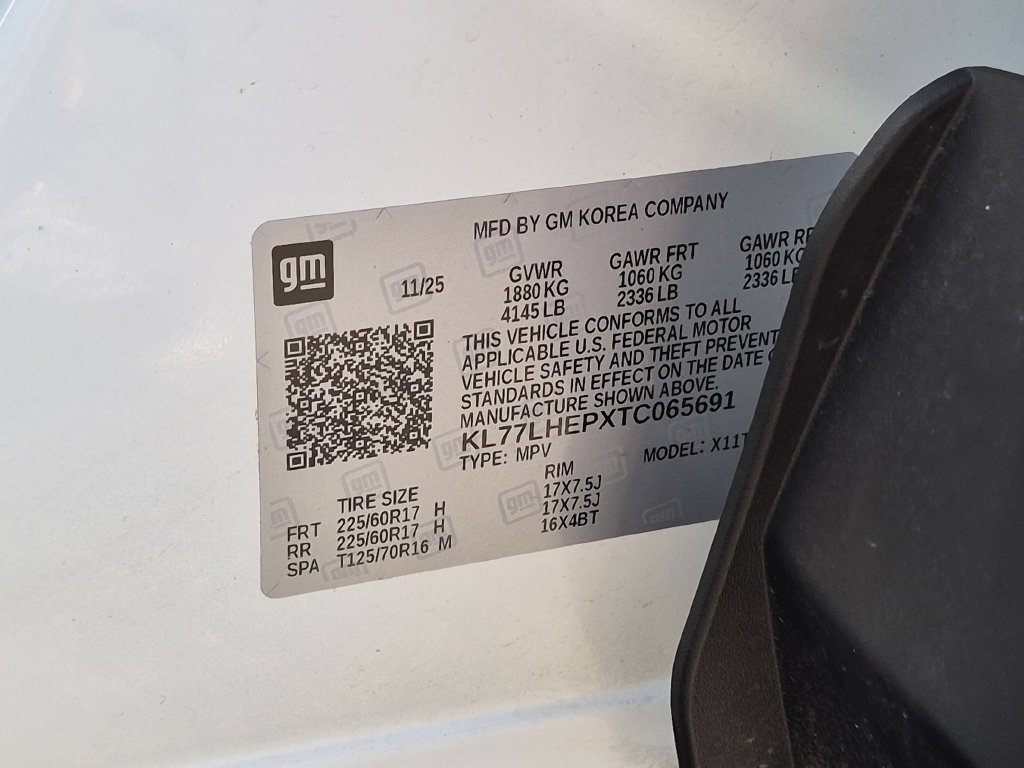 Used 2026 Chevrolet Trax LT FWD image 36