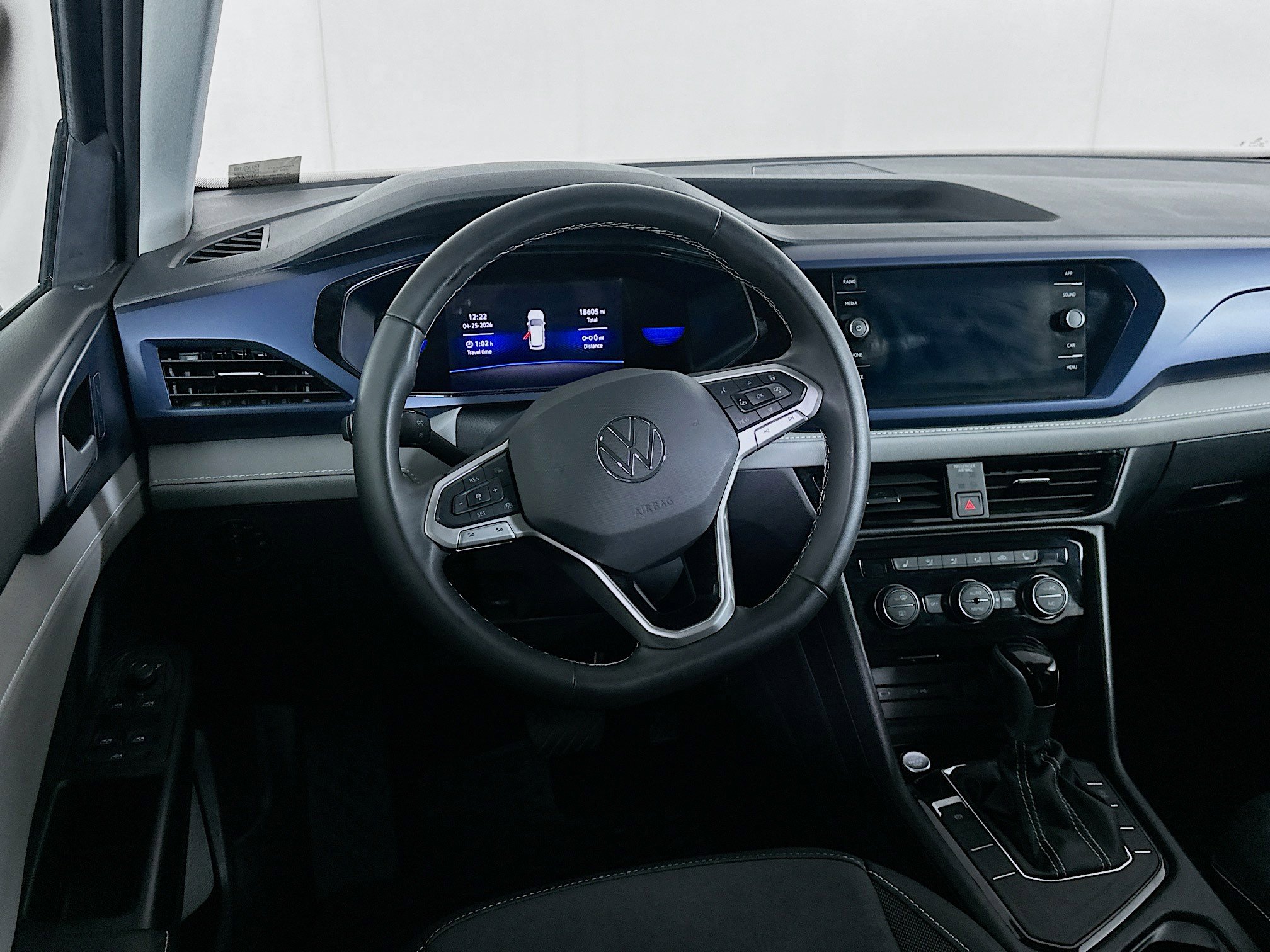 Used 2024 Volkswagen Taos SE FWD image 17